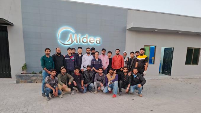 High-Vacuum Pumping Systems with Leak Detection for Refrigeration Assembly 7